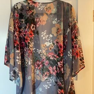 Grey Floral Kimono